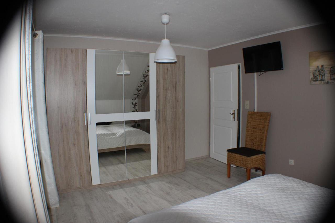 Ferienhaus Abbi Mit Schwimmbad Und Fitness Fur 8 Personen, Strand, Norddeich Apartment Hage Ngoại thất bức ảnh